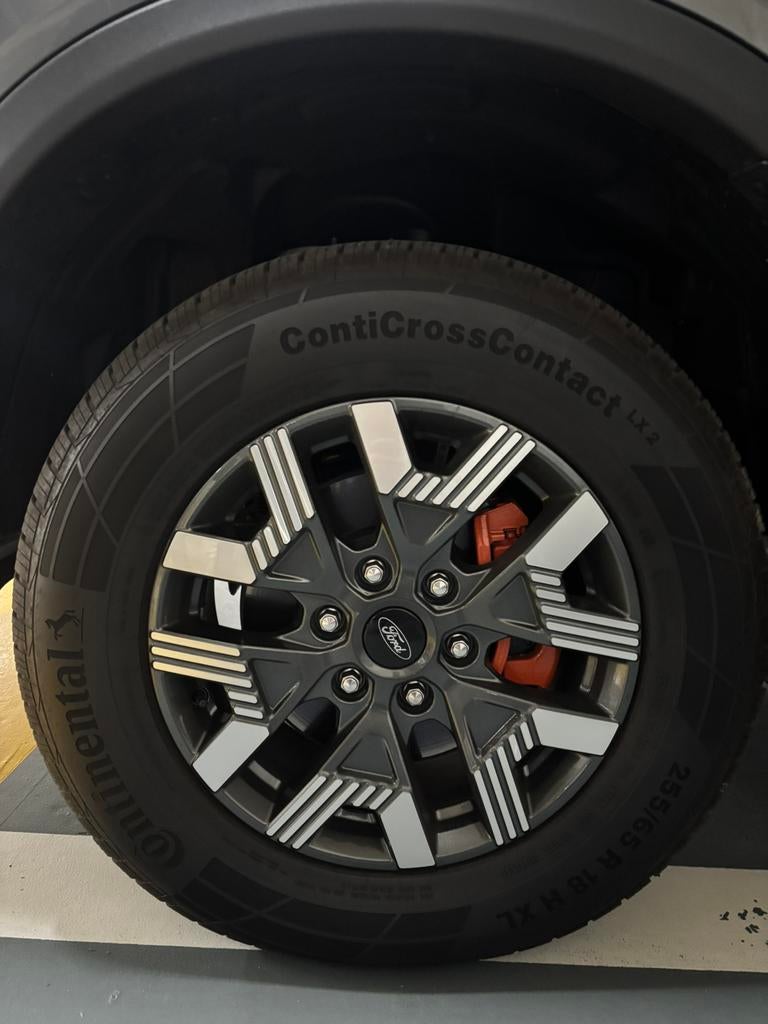 Nieuwe ford ranger velgen met banden 255/65R18, Ophalen, 18 inch, 255 mm, Banden en Velgen