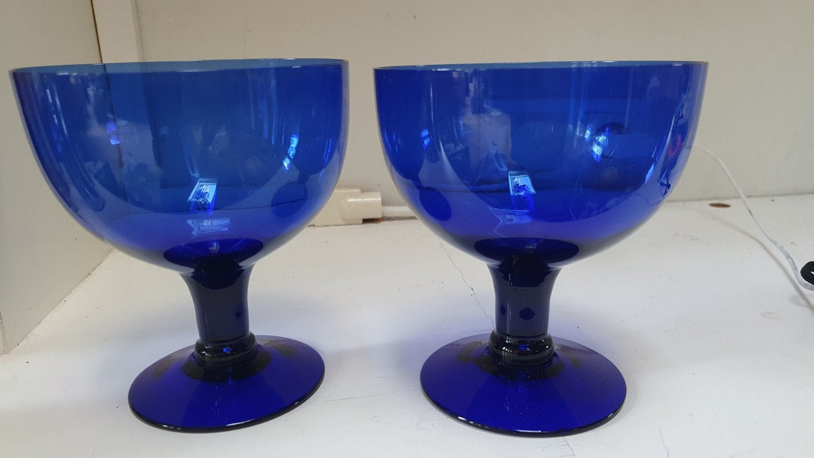 Prachtige ijs- of dessertcoupes van intens blauw glas, Ophalen of Verzenden