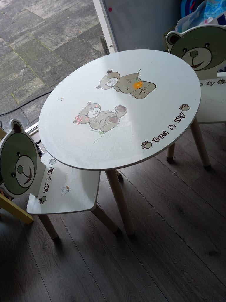 Tafel met 2 stoelen, Ophalen