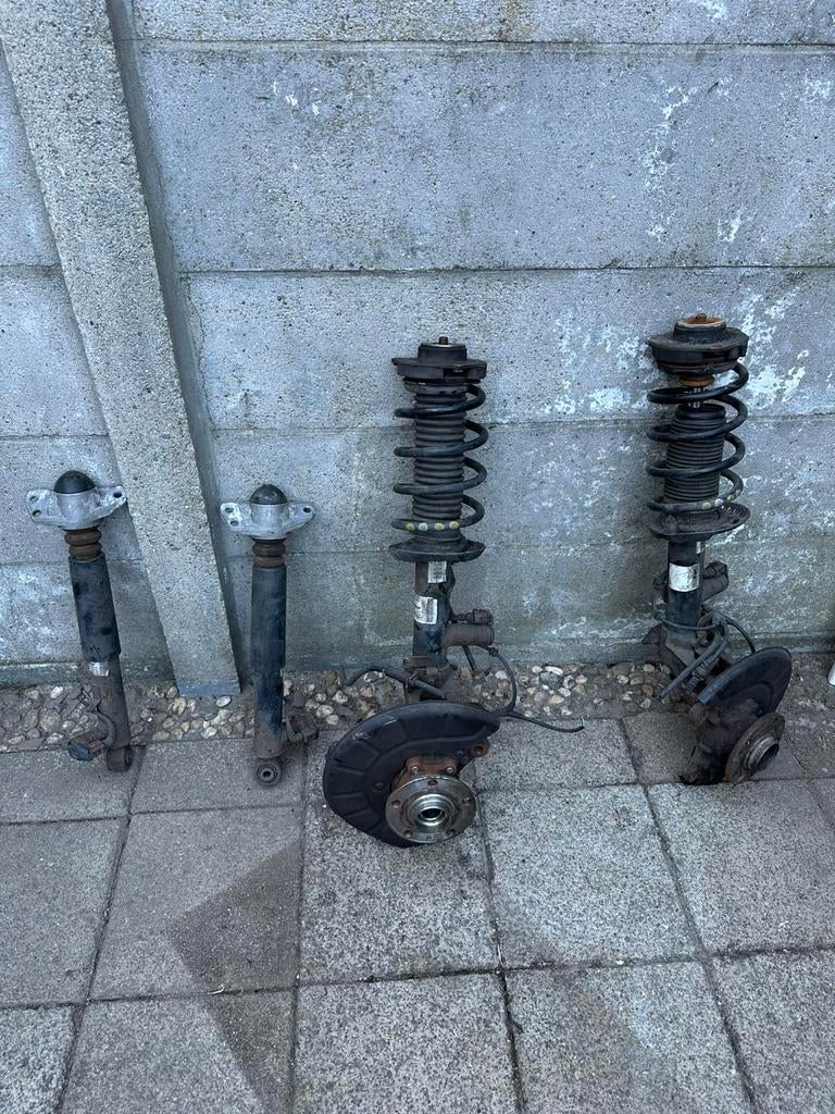 VW Golf 6 DCC schokdempers voor+achter, Ophalen of Verzenden
