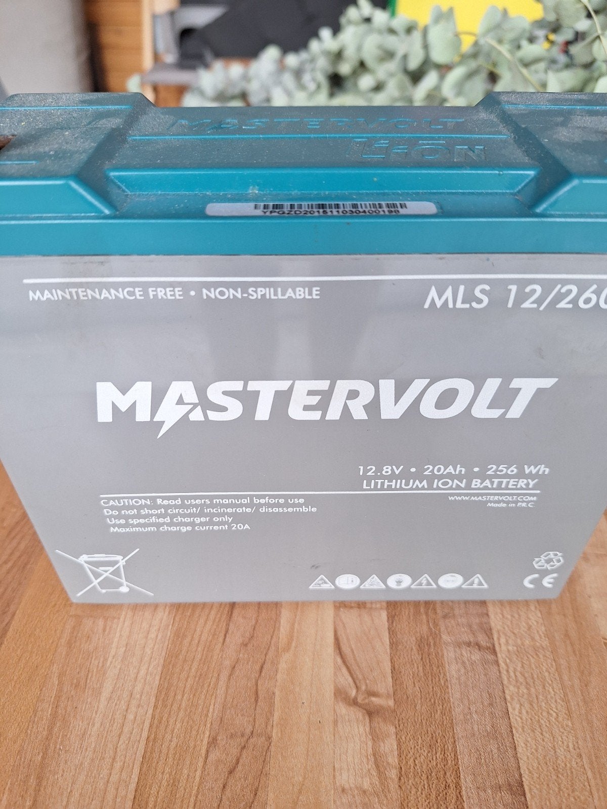 Mastervolt Lithium Accu MLS 12/260 met EasyCharge 4.3A, Ophalen of Verzenden, Gebruikt, Universele onderdelen