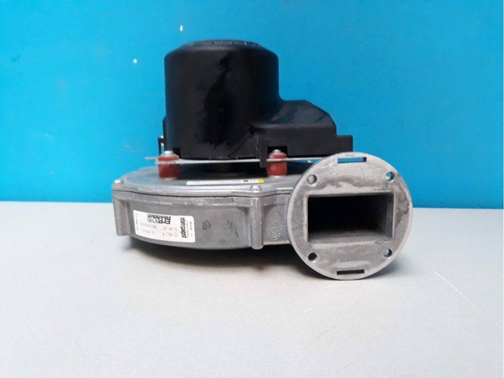 Ventilator Remeha Quinta 65/85/90 KW RG148/1200-3633-010204, Niet ingevuld, Cv-ketel of Combi-ketel, Niet ingevuld, Zo goed als nieuw