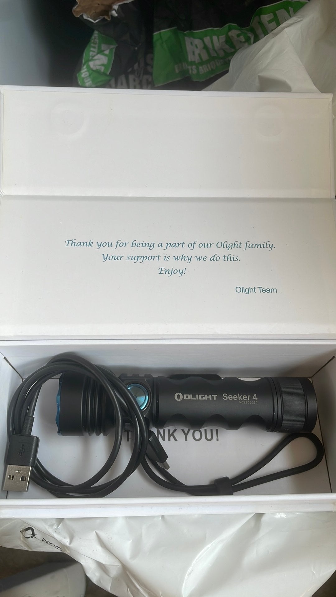 Olight Seeker 4 Zaklamp - 3100 Lumen, bezorgen is mogelijk., Ophalen, Zo goed als nieuw