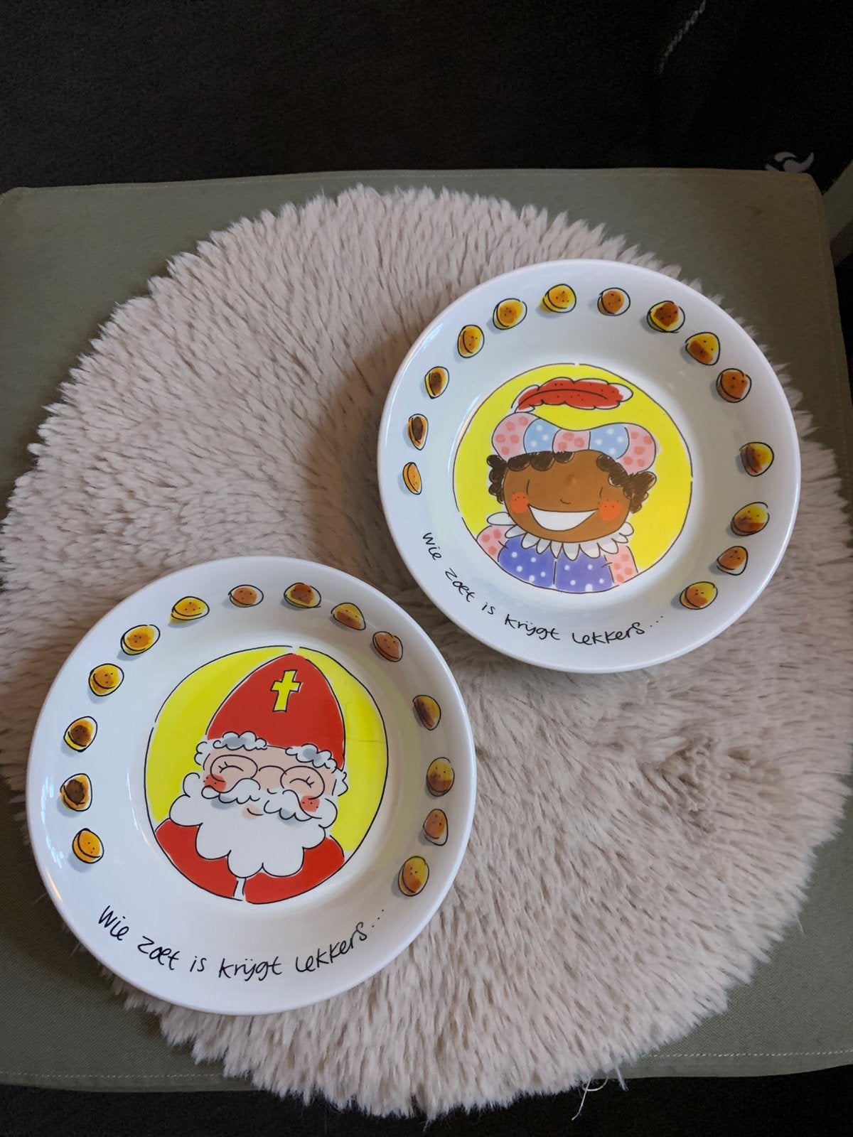 Blond sinterklaas en zwarte piet schaaltjes setje, Ophalen of Verzenden, Zo goed als nieuw, Aardewerk, Schaal of Schalen