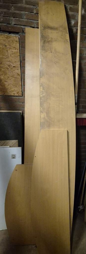 Gratis Houten planken half rond 2 grote, 1 middel, 2 kleine, Ophalen