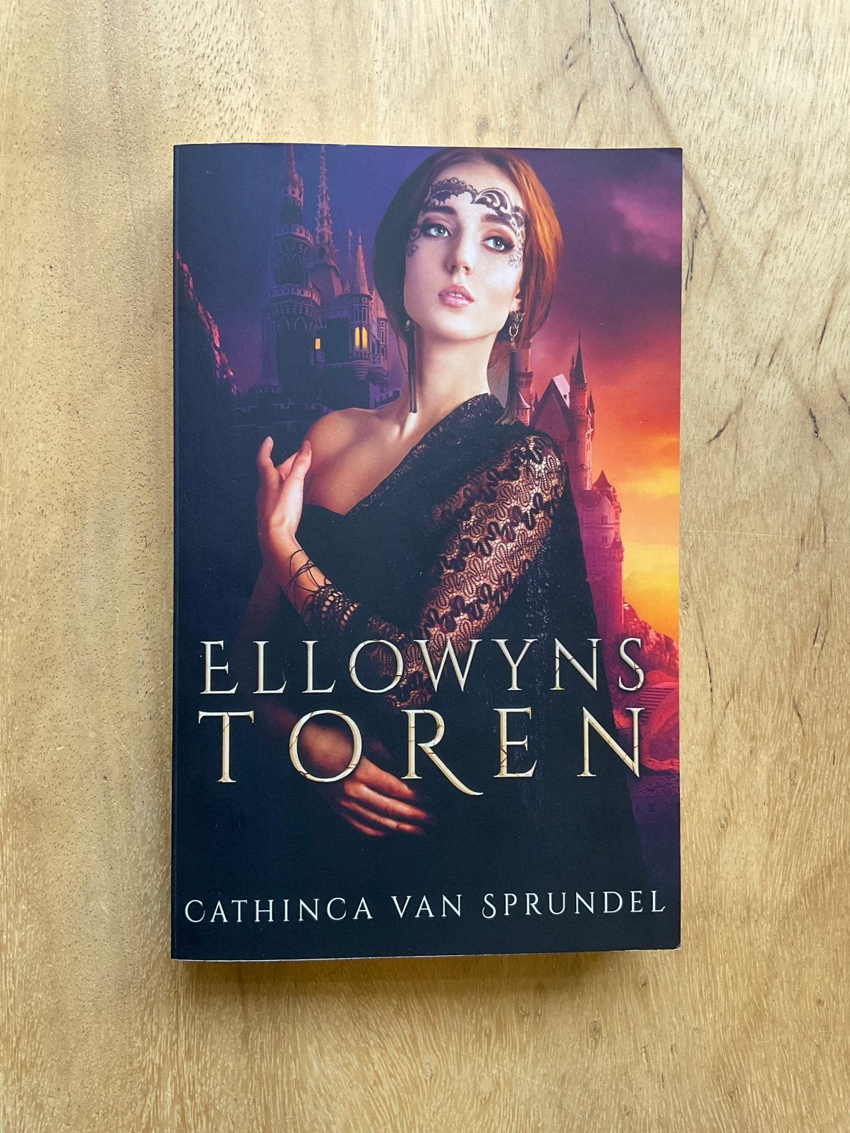 Ellowyns toren - Cathinca van Sprundel, Ophalen of Verzenden, Gelezen