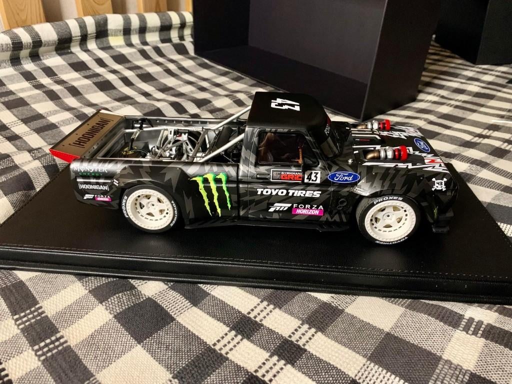 Ford F-150 1977 #43 Hoonigan Hill Climb 2019 Ken Block, Hobby en Vrije tijd, Modelauto's | 1:18, Ophalen, Nieuw, Auto, Overige merken