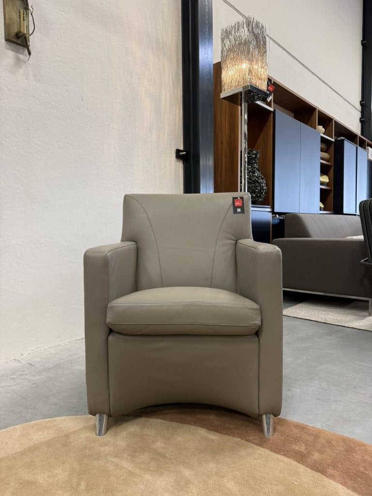 Als nieuw Leolux Dolcinea Fauteuil Senso leer grijs stoel, Huis en Inrichting, Fauteuils, Leolux, Info@leolux.nl, Ophalen of Verzenden
