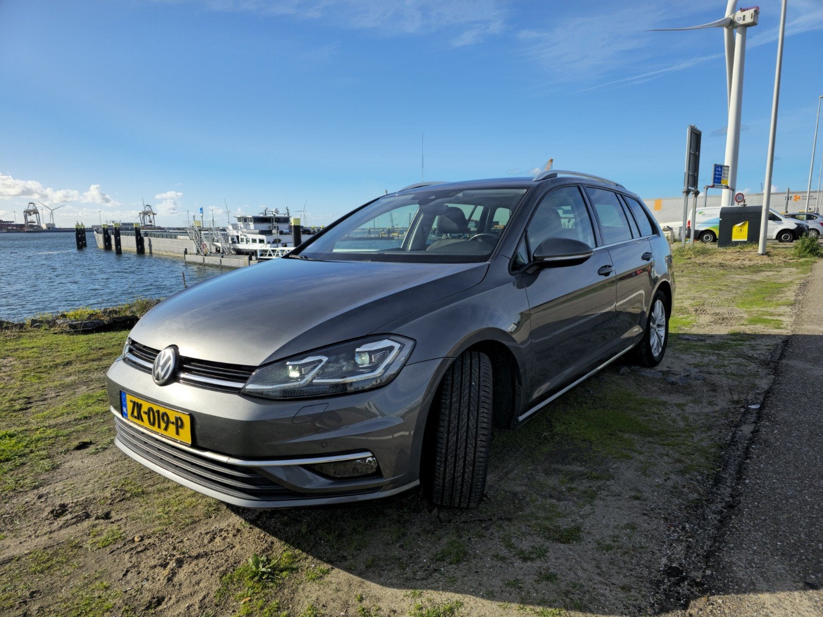 Volkswagen Golf Variant 1.4 TSI DSG Highline, 125 pk, 4 cilinders, 19 km/l, 660 kg