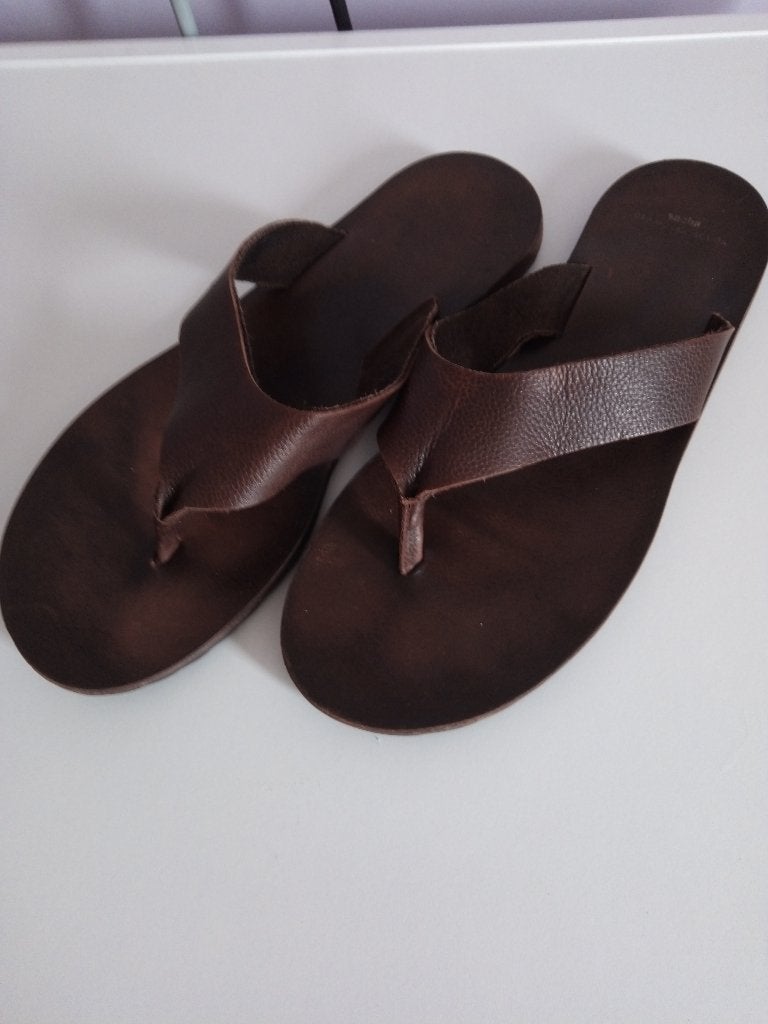 2 paar slippers mt. 44, Ophalen of Verzenden, Gedragen, Overige kleuren