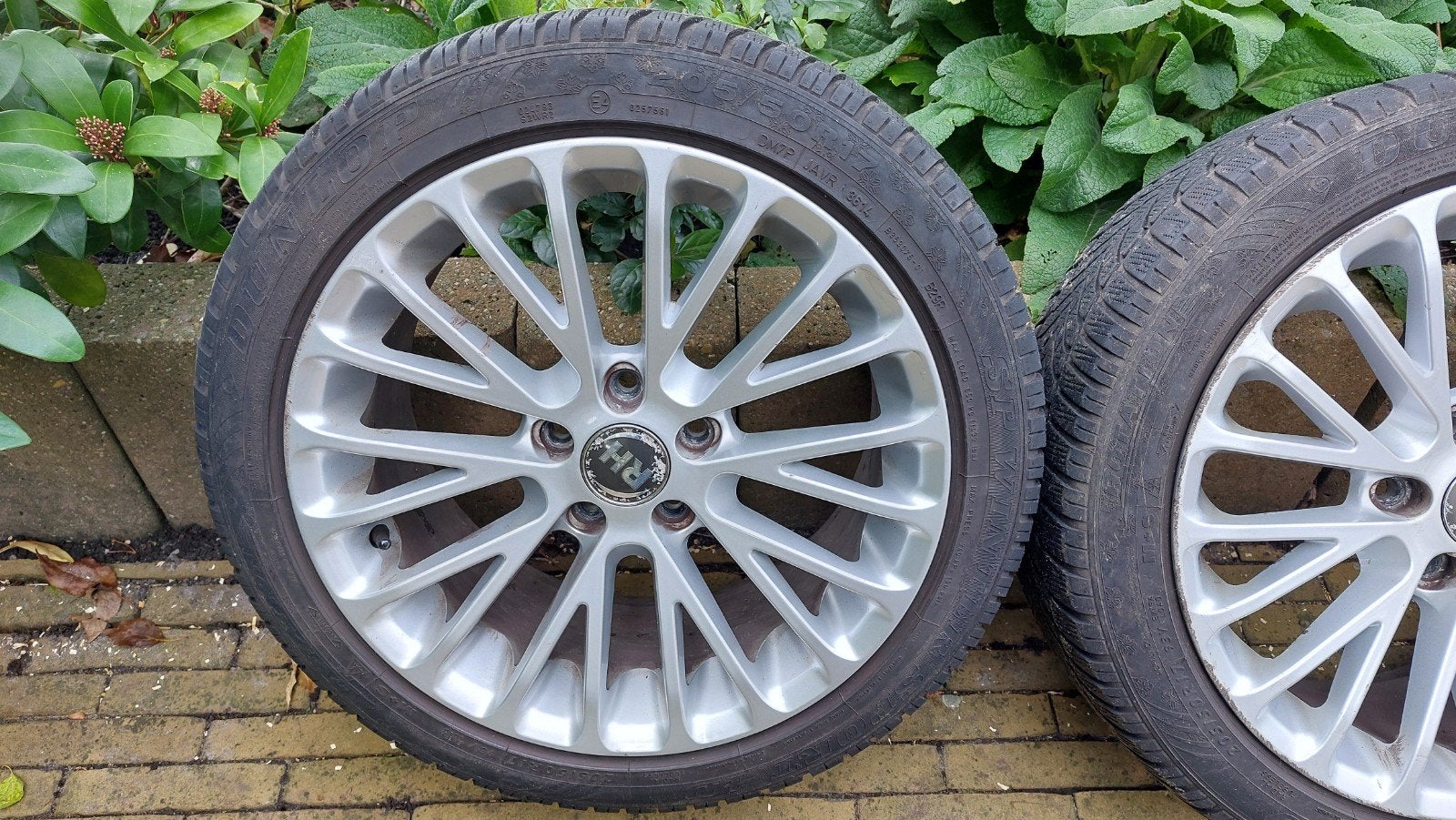 Foto 8 van 17inch velgen met winterbanden
