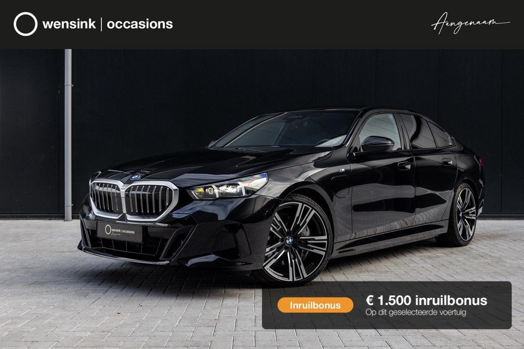 BMW 5-serie 550e xDrive | SOH 95,6% | M-Sport | Comfortstoel, Auto's, Automaat, Gebruikt, 2000 kg, 135 min