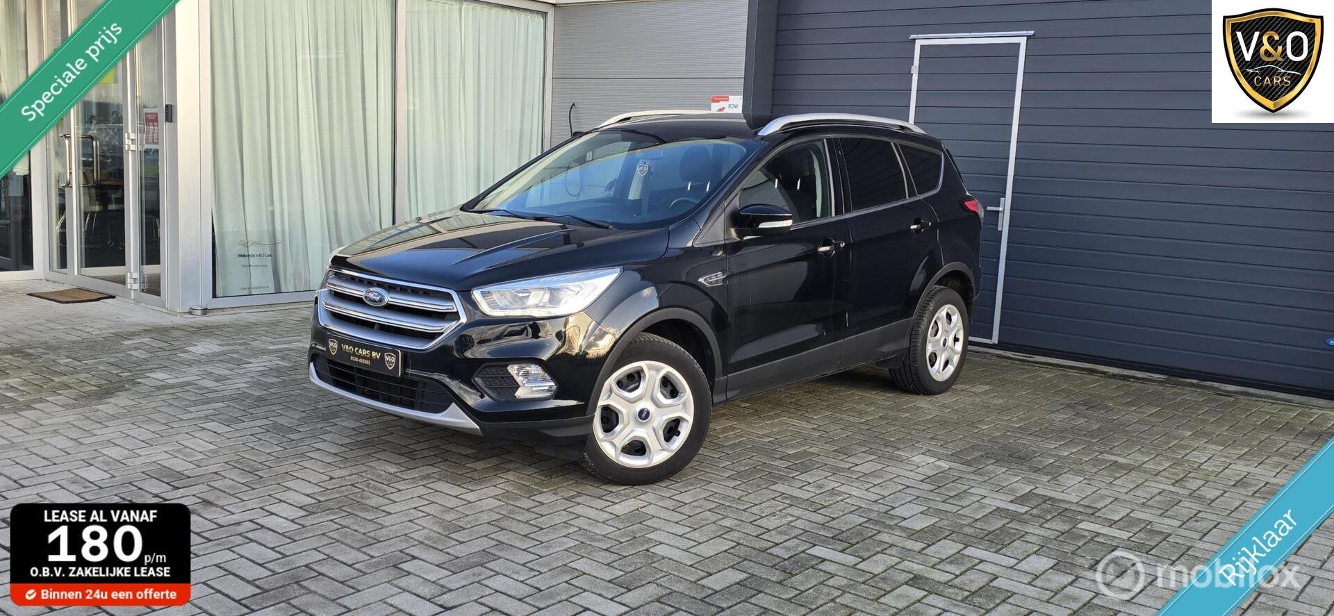 Ford Kuga 1.5 EcoBoost ST Line, Auto's, Stof, 4 cilinders, Zwart, Bedrijf