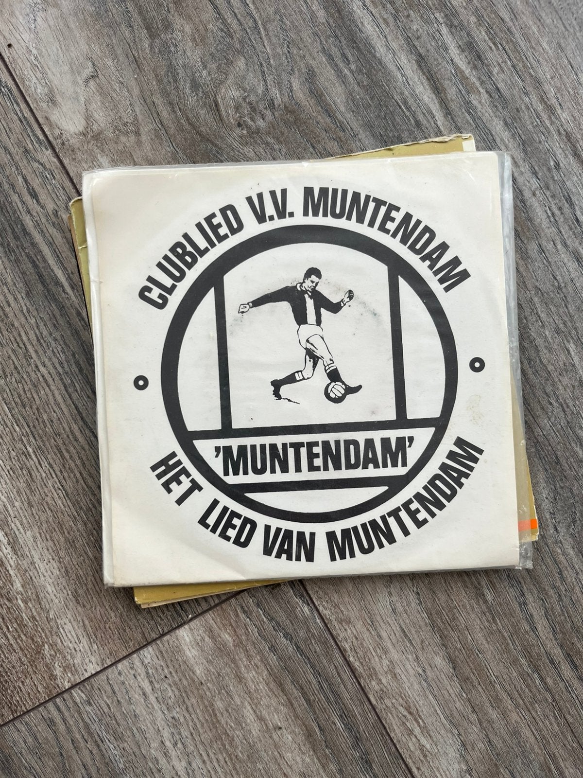Clublied van Muntendam, Cd's en Dvd's, Ophalen of Verzenden, Zo goed als nieuw, Overige formaten, Levenslied of Smartlap