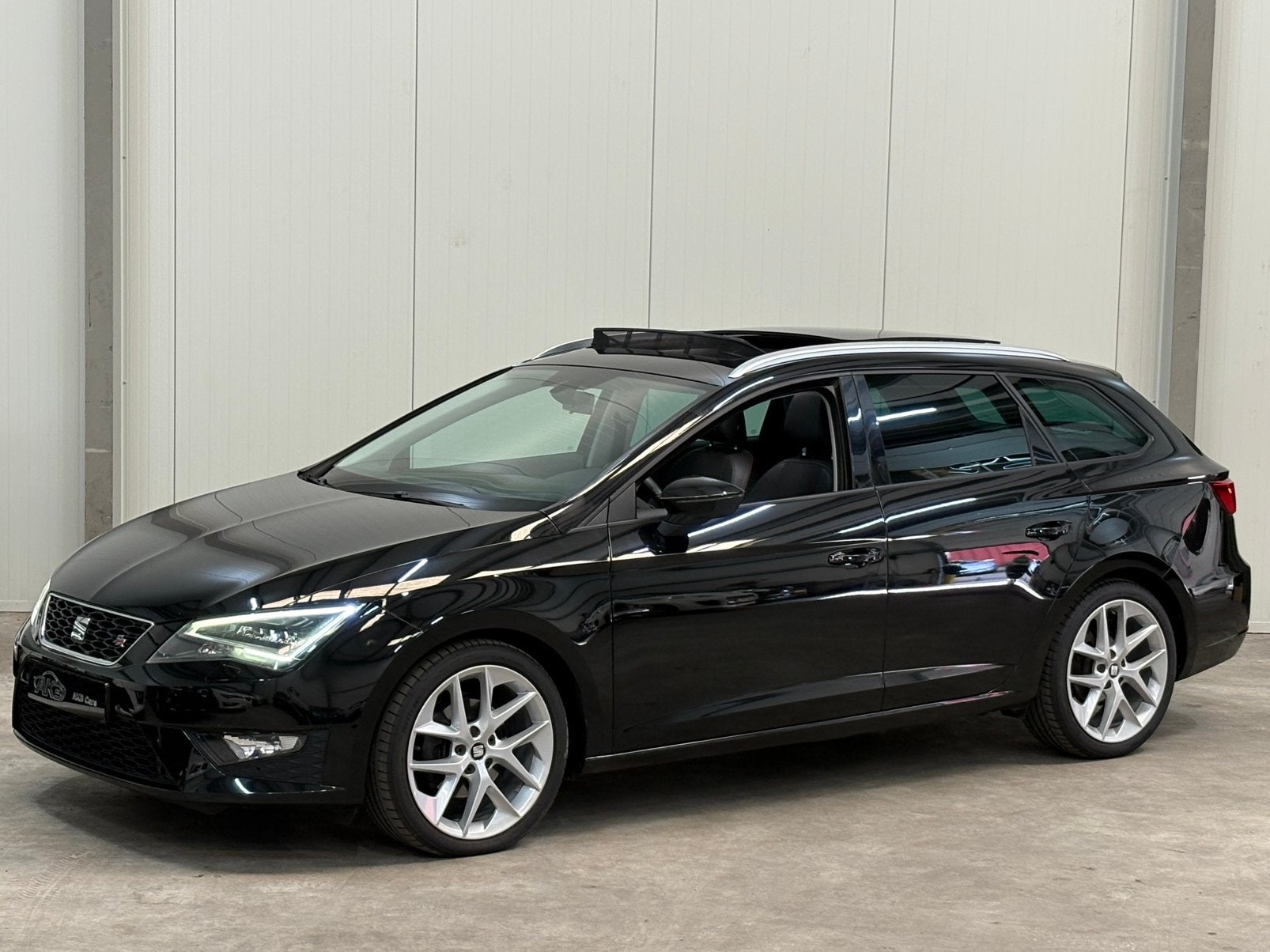 Seat Leon 1.4 TSI ACT FR /PANO/NAVI/CRUISE/LED/NEWAPK/BJ2015, Auto's, 4 cilinders, 150 pk, Leon, Leder en Stof