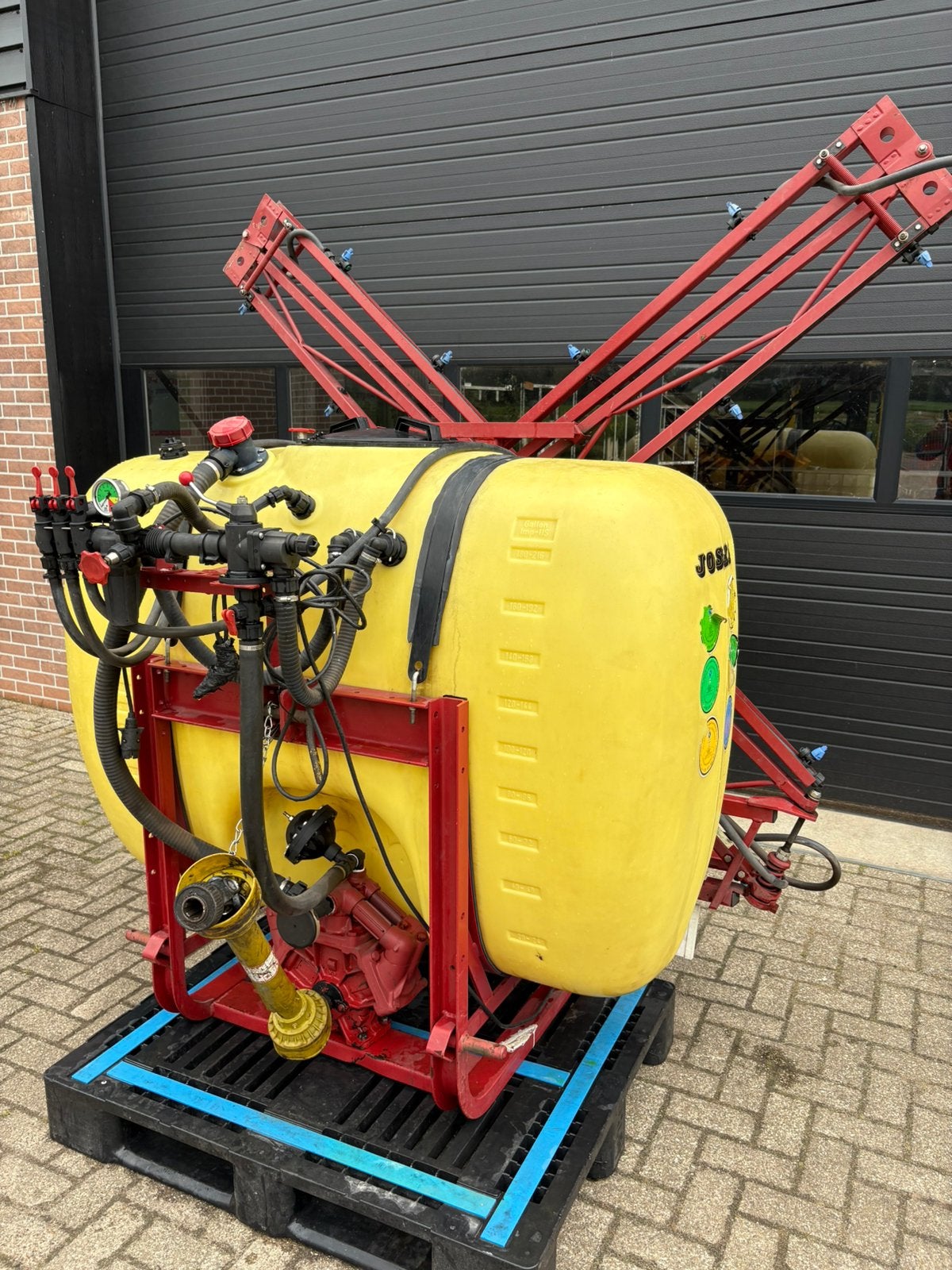 Hardi veldspuit, Ophalen, Gewasbescherming en Bemesting