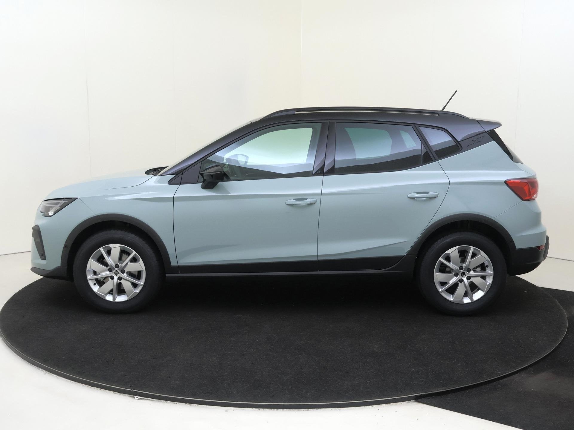 SEAT Arona 1.0 EcoTSI FR Business Connect, 1131 kg, Stof, Automatische klimaatregeling, 116 pk