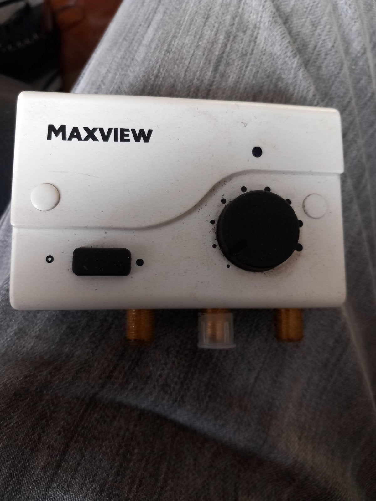 tv antenneversterker 220/24 V., Ophalen of Verzenden