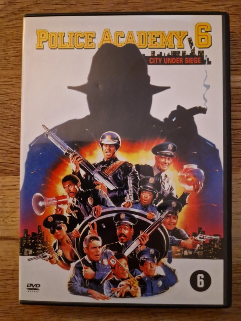 Police academy 6 city under siege , 1989, Alle leeftijden, Ophalen of Verzenden, Zo goed als nieuw, Actiekomedie