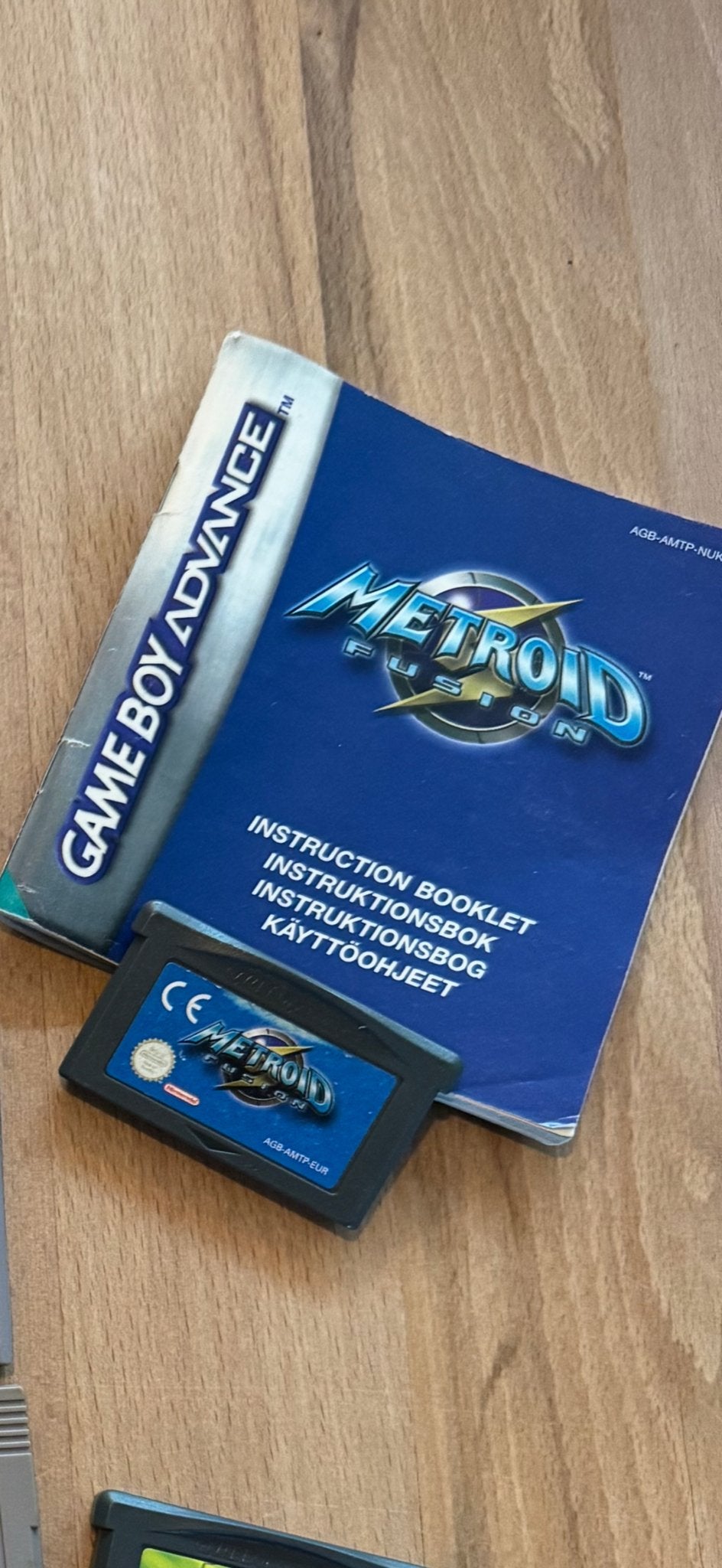Metroid Fusion Game Boy Advance (GBA) met boekje, Spelcomputers en Games, Games | Nintendo Game Boy, Gebruikt, 1 speler, Vanaf 7 jaar
