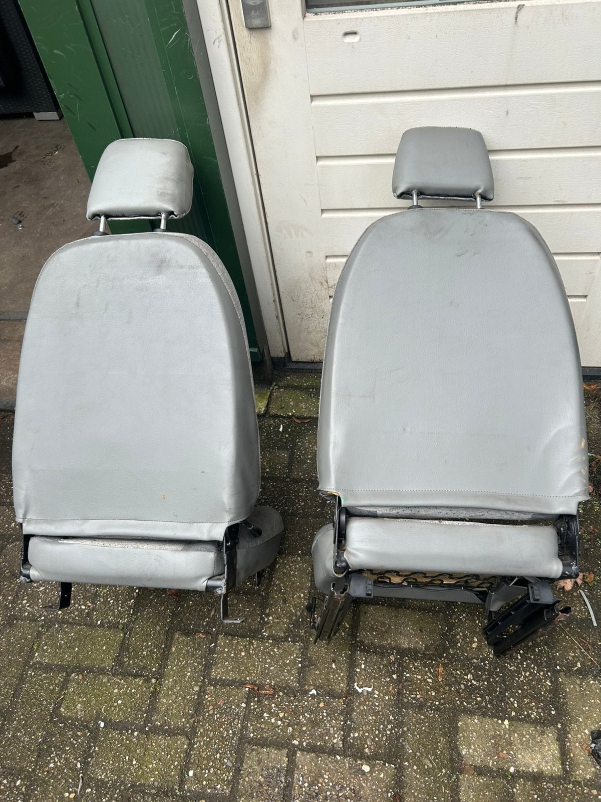 Ligier Xtoo brommobiel stoelen, Ophalen