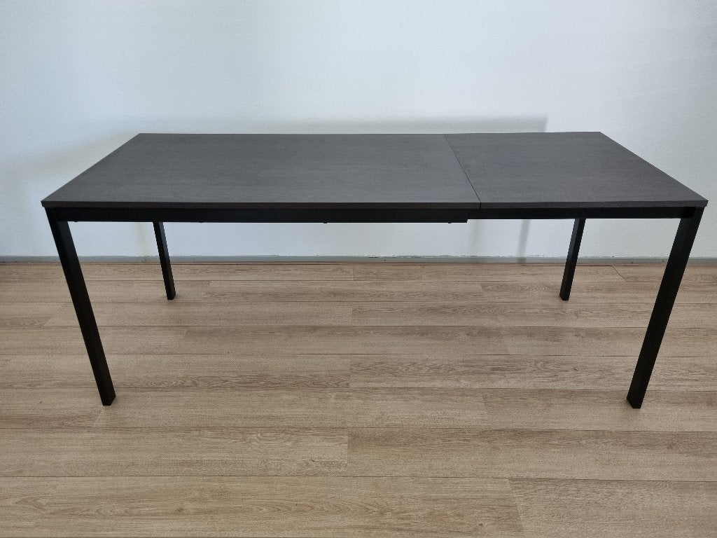 Donkere uitschuifbare eettafel, Huis en Inrichting, Ophalen, 50 tot 100 cm, Zo goed als nieuw, 150 tot 200 cm