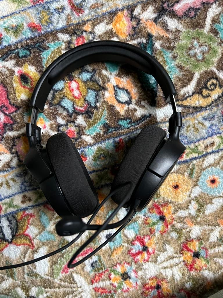 Nette Steelseries Arctis 1 headset, Nieuw, Ophalen of Verzenden, Over-ear, Mute-functie