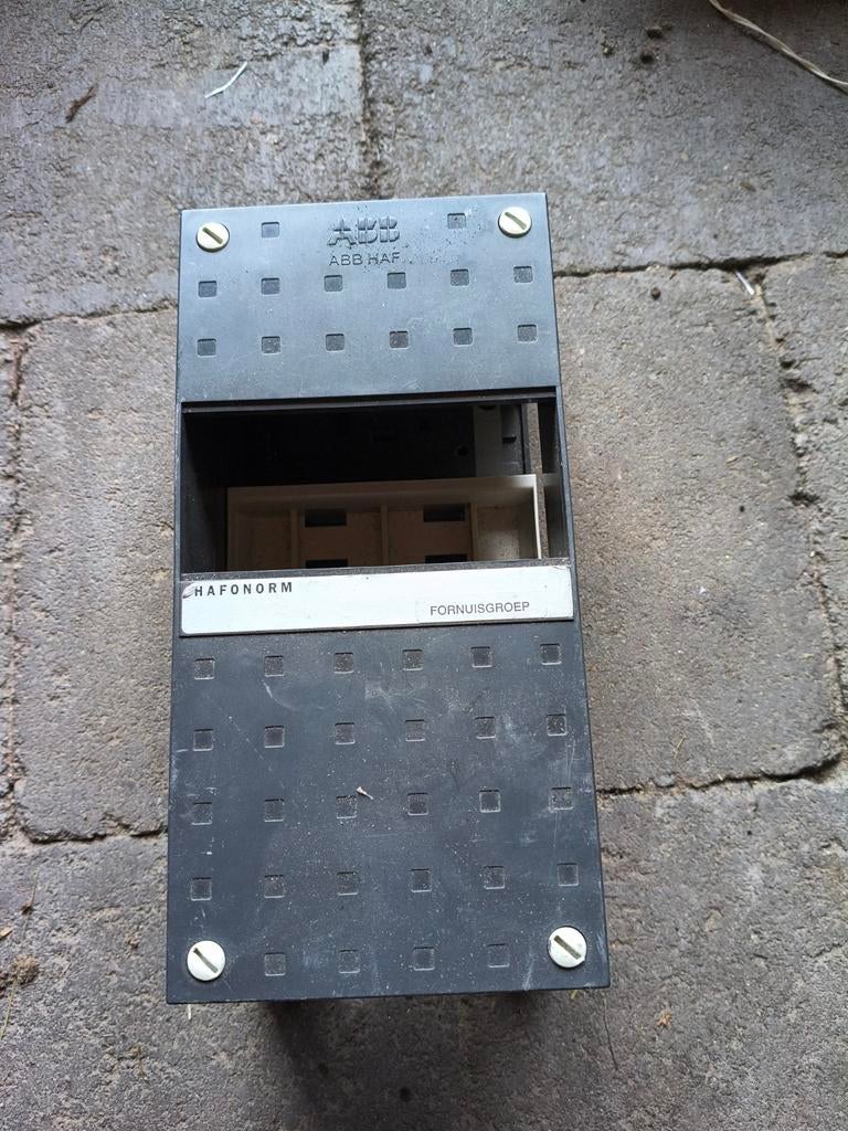 Abb groepen kast elektra zonnepanelen, Ophalen of Verzenden