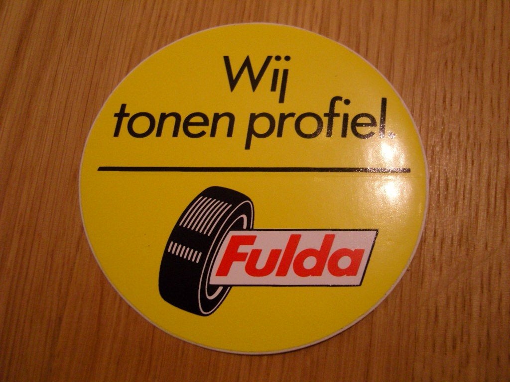 sticker FULDA banden Wij tonen profiel  KJ223 *, Verzamelen, Ophalen, Zo goed als nieuw