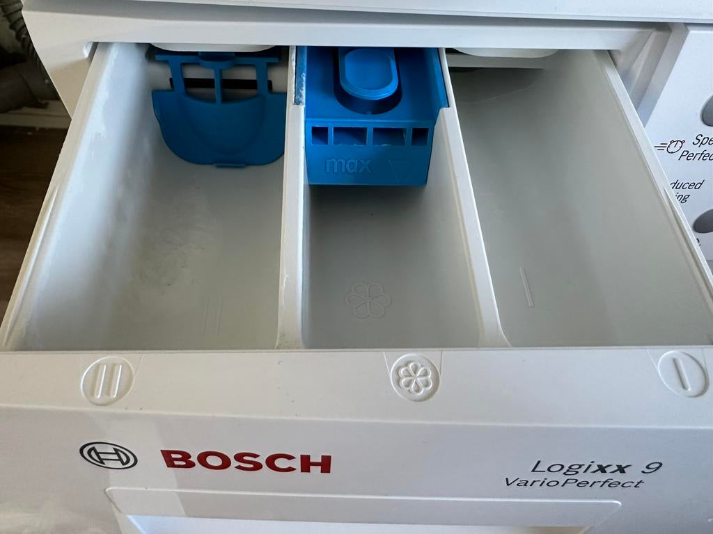 Bosh logixx 9, Witgoed en Apparatuur, Vriezers en Diepvrieskisten, Ophalen, Gebruikt, Minder dan 60 cm, 160 cm of meer