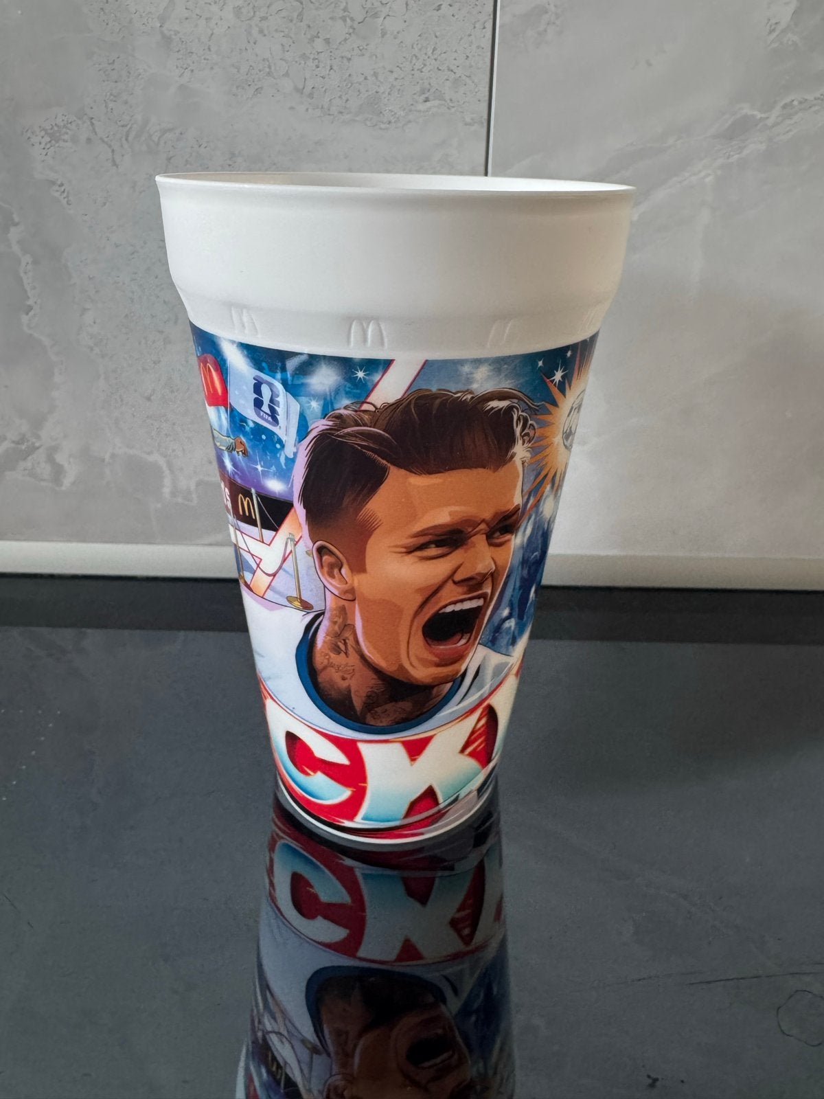 McDonald's WK Beker David Beckham, Verzamelen, Sportartikelen en Voetbal, Ophalen of Verzenden, Gebruikt, Overige sporten, Overige typen
