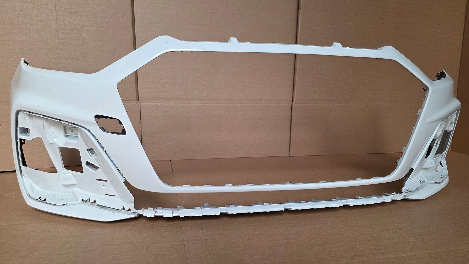 Voorbumper Audi A1 82A S-Line Origineel SLINE BUMPER S LINE, Auto-onderdelen, Gebruikt, -, Voor, Bumper