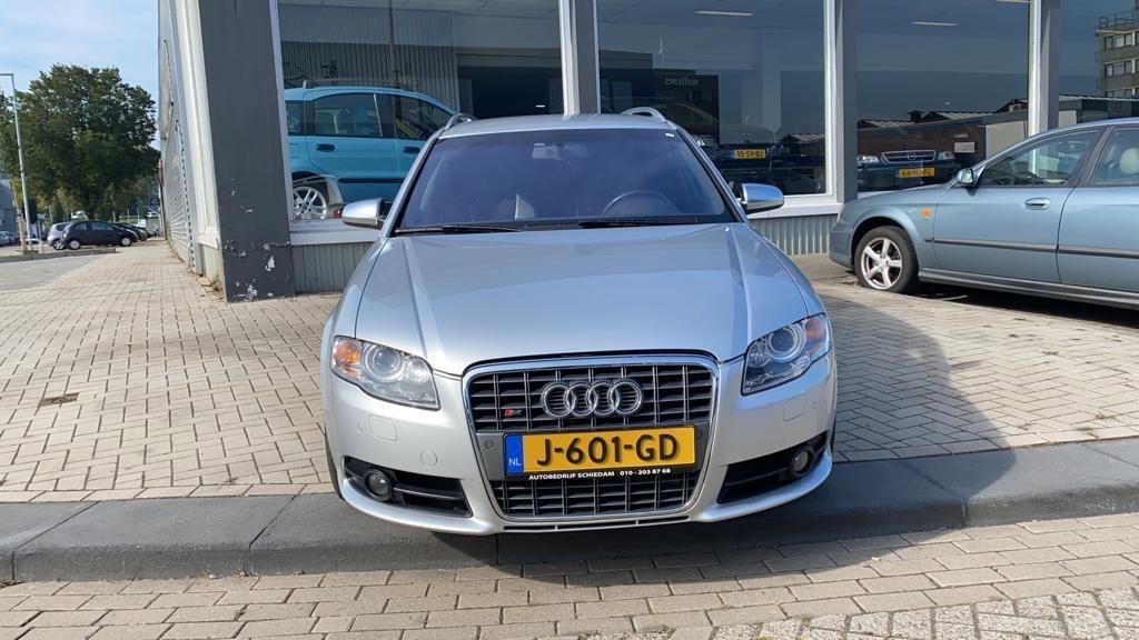 Audi A4 Avant 4.2 V8 S4 quattro, Auto's, Audi, Automaat, 1730 kg, Gebruikt, A4