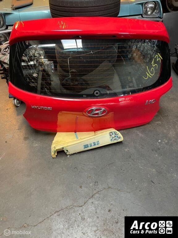 Hyundai i10 2014-2019 Achterklep Deur Bumper TTR Tomato Red, Auto-onderdelen, Gebruikt, Ophalen of Verzenden, Hyundai, Hyundai