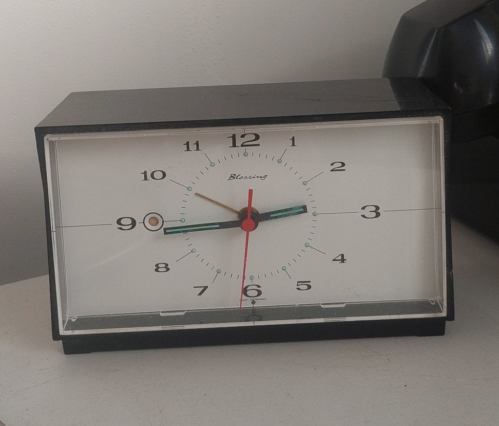 Goed werkende vintage wekker Blessing., Ophalen, Gebruikt, Analoog