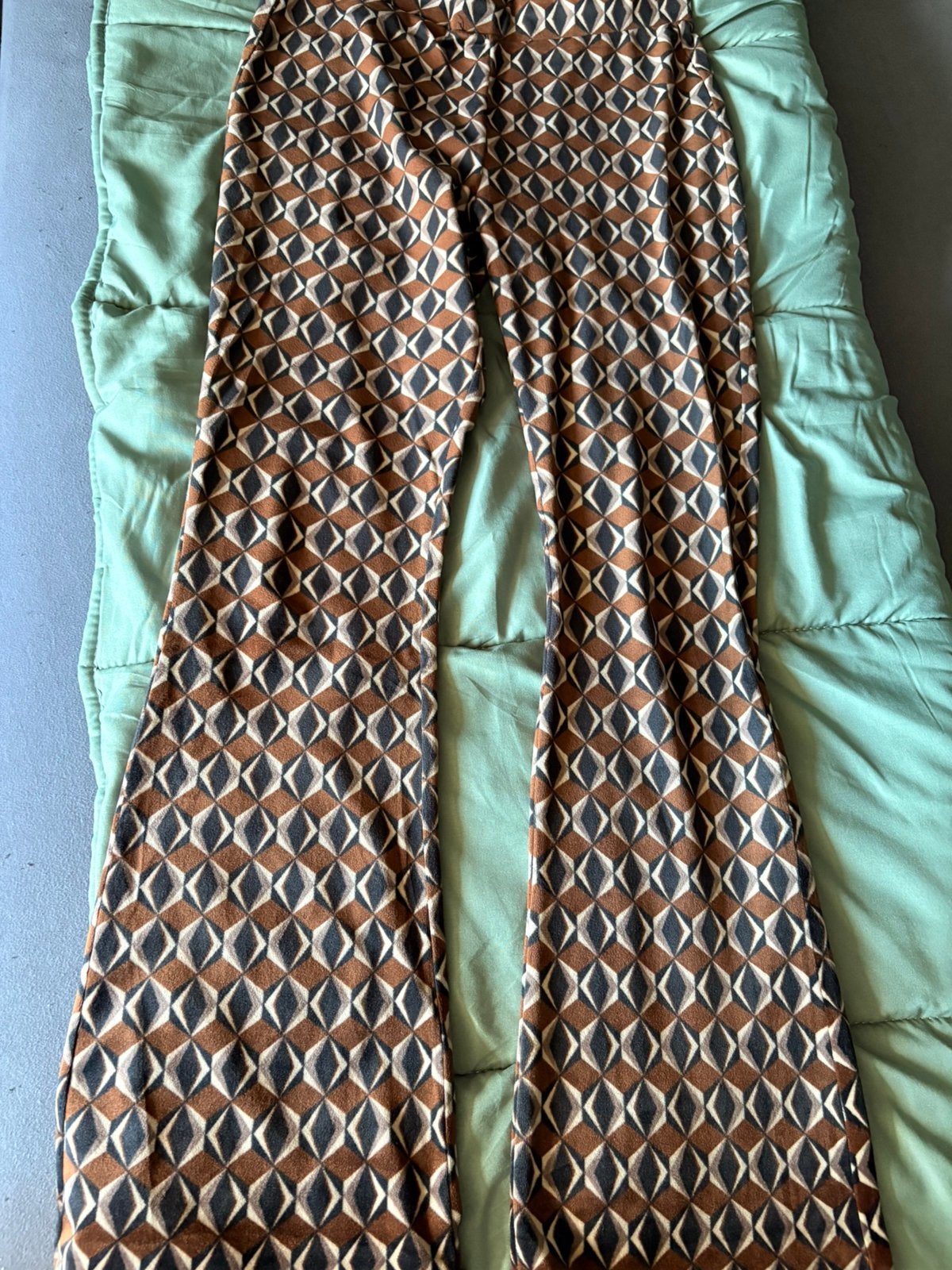 Vintage Flared Broek met Geometrisch Patroon, Kleding | Dames, Maat 38/40 (M), Bruin, Verzenden, Zo goed als nieuw
