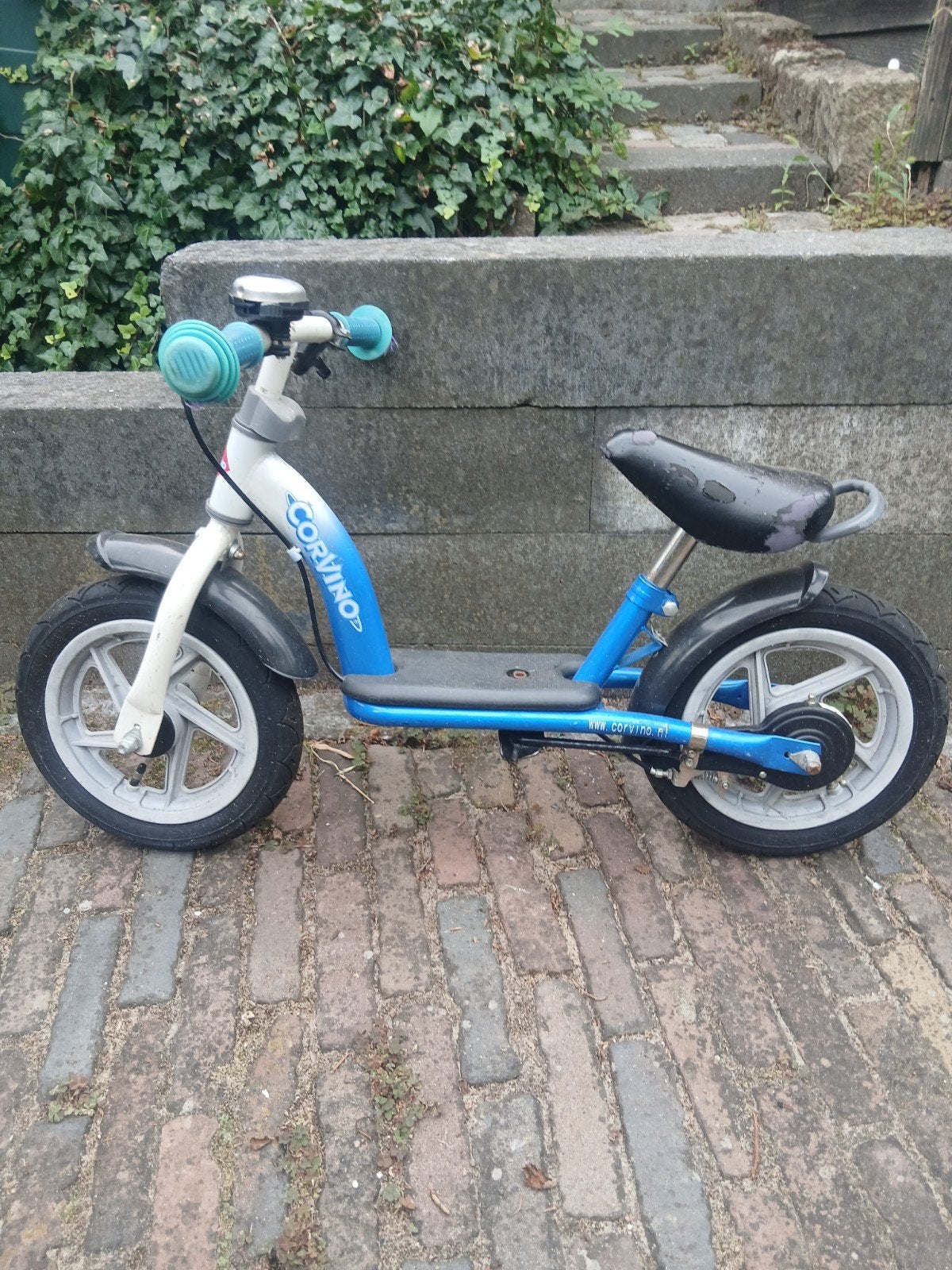 Loopfiets met nieuwe bandjes., Kinderen en Baby's, Ophalen, Gebruikt, Loopfiets