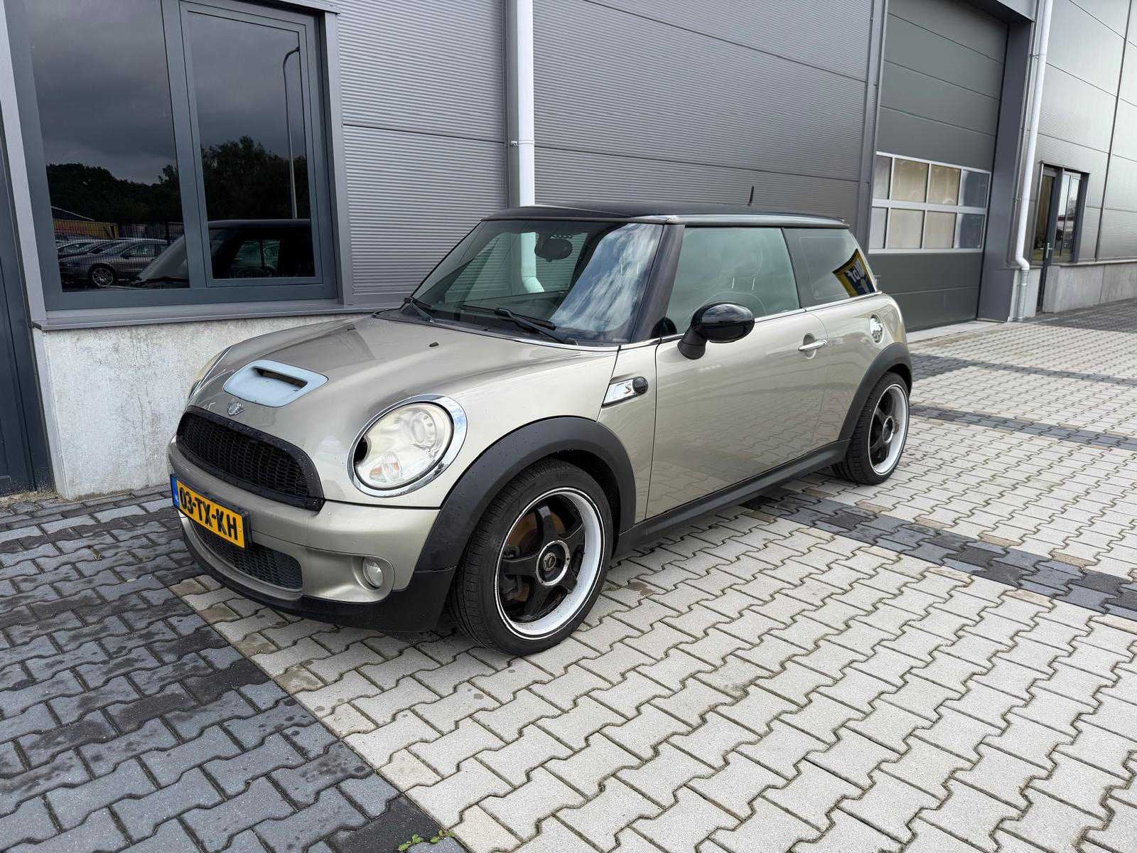 MINI - 3-Deurs - 1.6 Cooper S Chili - Personenauto - 2007, Auto's, Voorwielaandrijving, Gebruikt, 4 cilinders, 4 stoelen