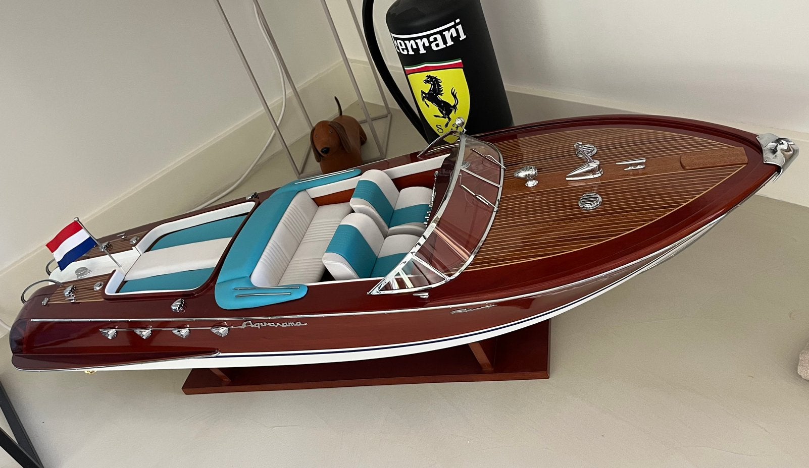 RIVA Aquarama 120 cm lang. Schaal 1:6.5., Hobby en Vrije tijd, Modelbouw | Boten en Schepen, Ophalen of Verzenden, Zo goed als nieuw