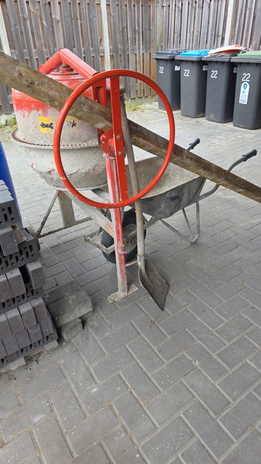 Te koop beton molen  140 liter, Doe-het-zelf en Verbouw, Betonmolens, Ophalen, Gebruikt