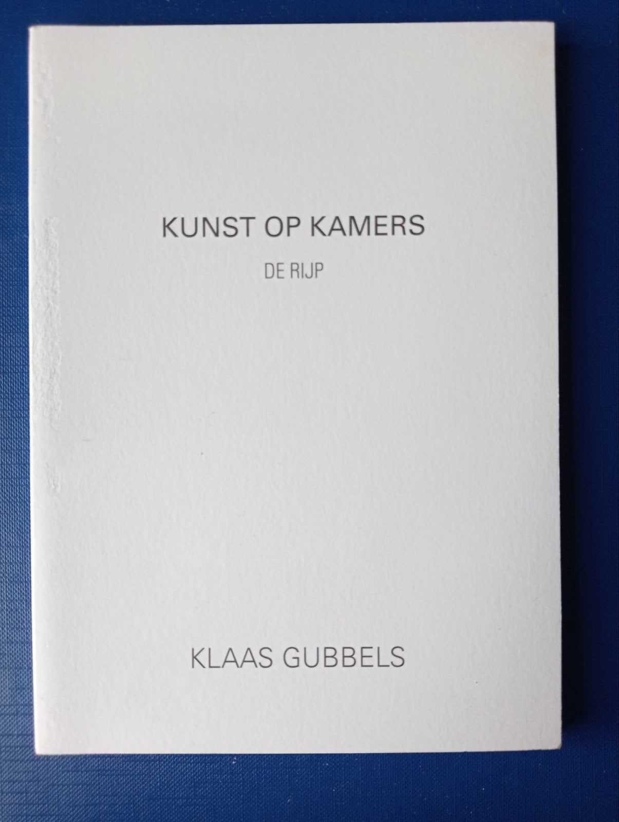 Klaas Gubbels - Kunst op Kamers - Leporello uitgave, Ophalen of Verzenden, Gelezen, Overige onderwerpen