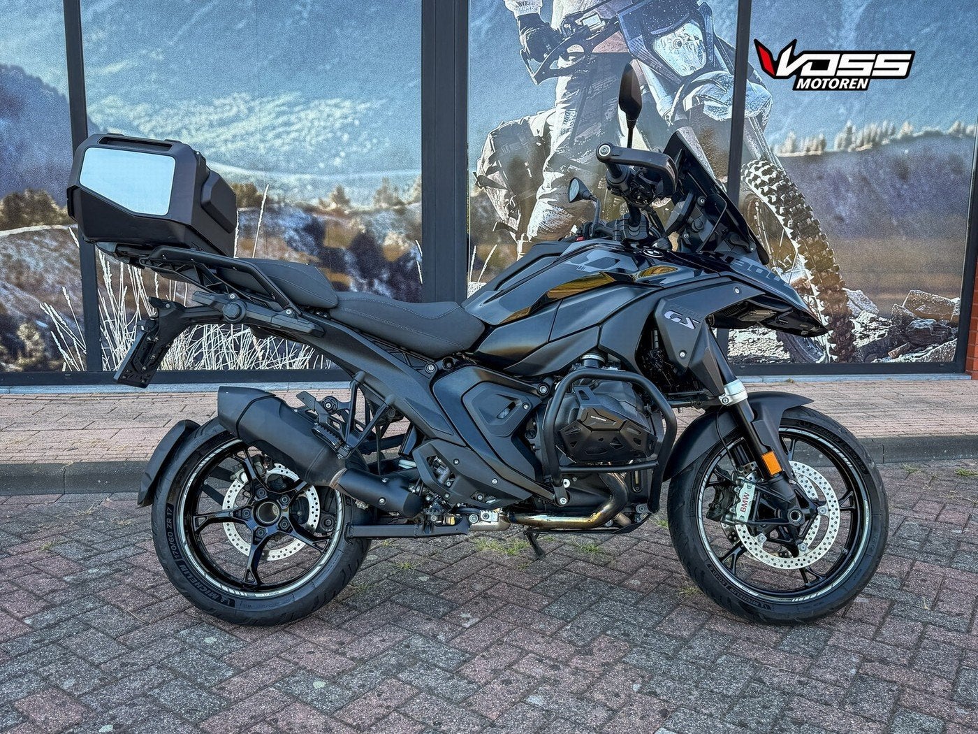 BMW R 1300 GS TRIPLE BLACK (bj 2024), Postbus 5808
2280 HV  RIJSWIJK, Meer dan 35 kW, Toermotor, Bmwklantenservice@bmw.nl