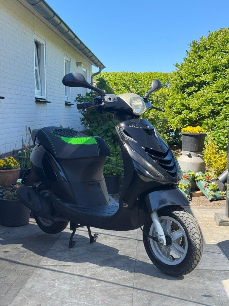 ️Piaggio zip sp line 2 takt 50cc brom Glans zwart️, Fietsen en Brommers, Scooters | Piaggio, Niet ingevuld, Niet ingevuld, Niet ingevuld