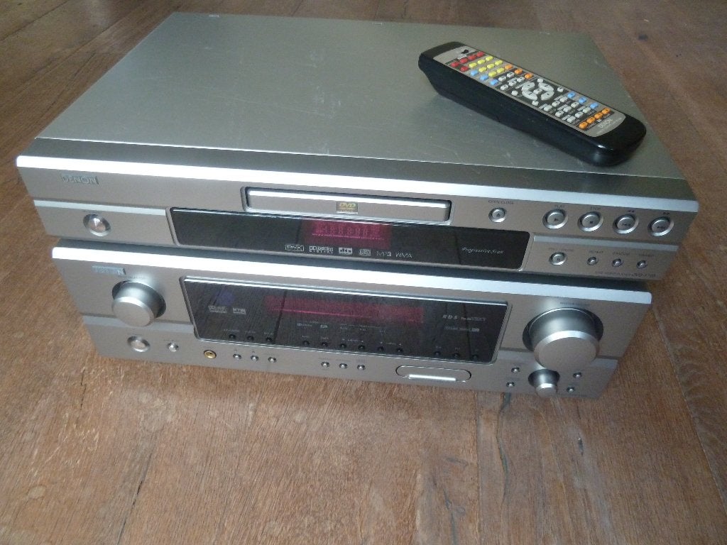 DENON Topklasse Receiver + CD/DVD/MP3/WMA-Speler en Afst Bed, Cd-speler, Denon, Zo goed als nieuw, Losse componenten
