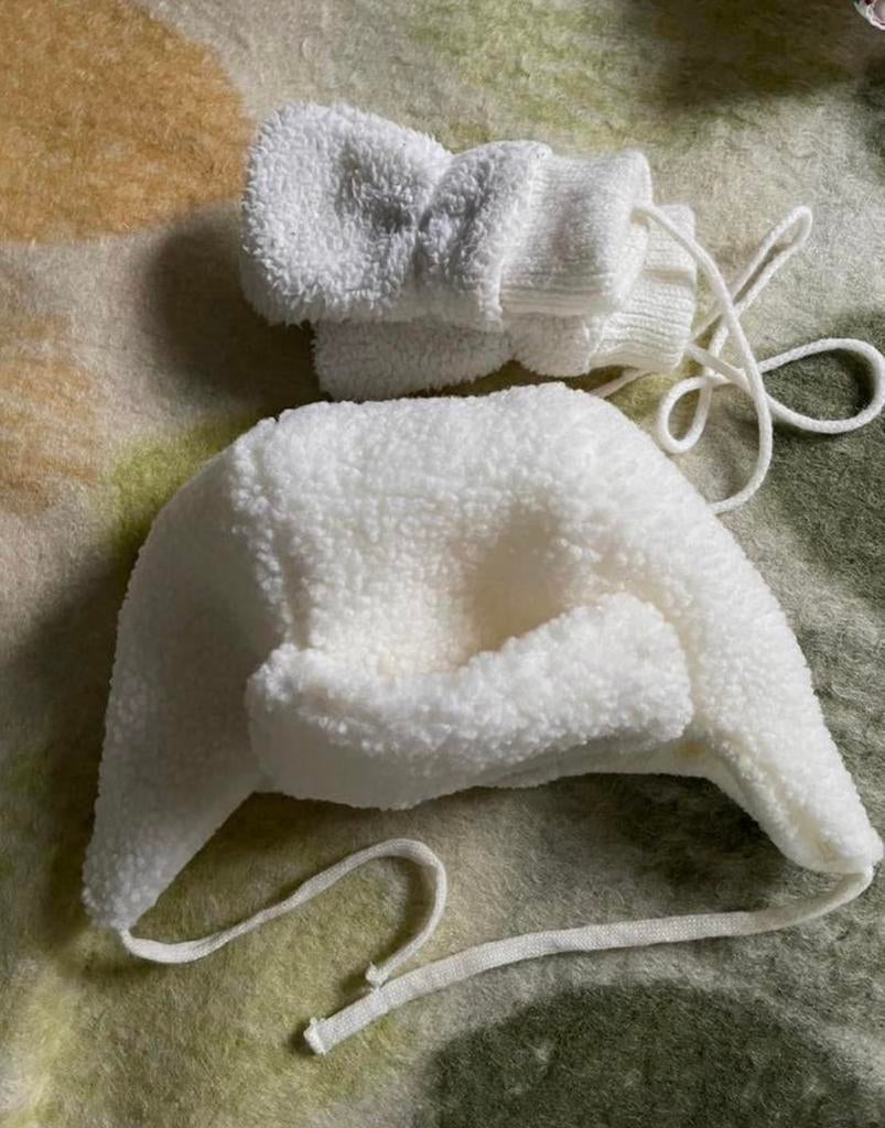 Warm wit muts en wanten setje Hema maat 74-80, Kinderen en Baby's, Kinderkleding | Mutsen, Sjaals en Handschoenen, Setje, Jongen of Meisje