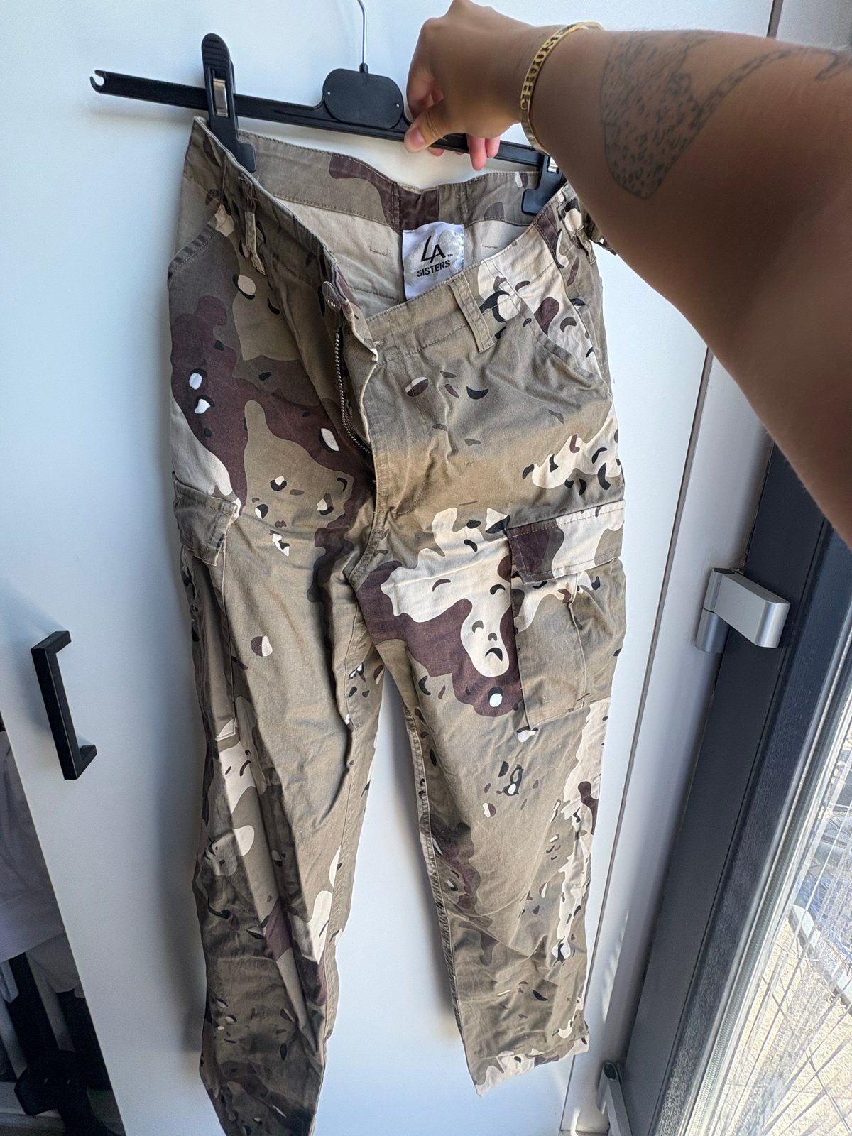 LA Sisters Camouflage Cargo Broek Draagbaar vanaf S tot M, Meerkleurig, Ophalen of Verzenden, Maat 36 (S), Lang
