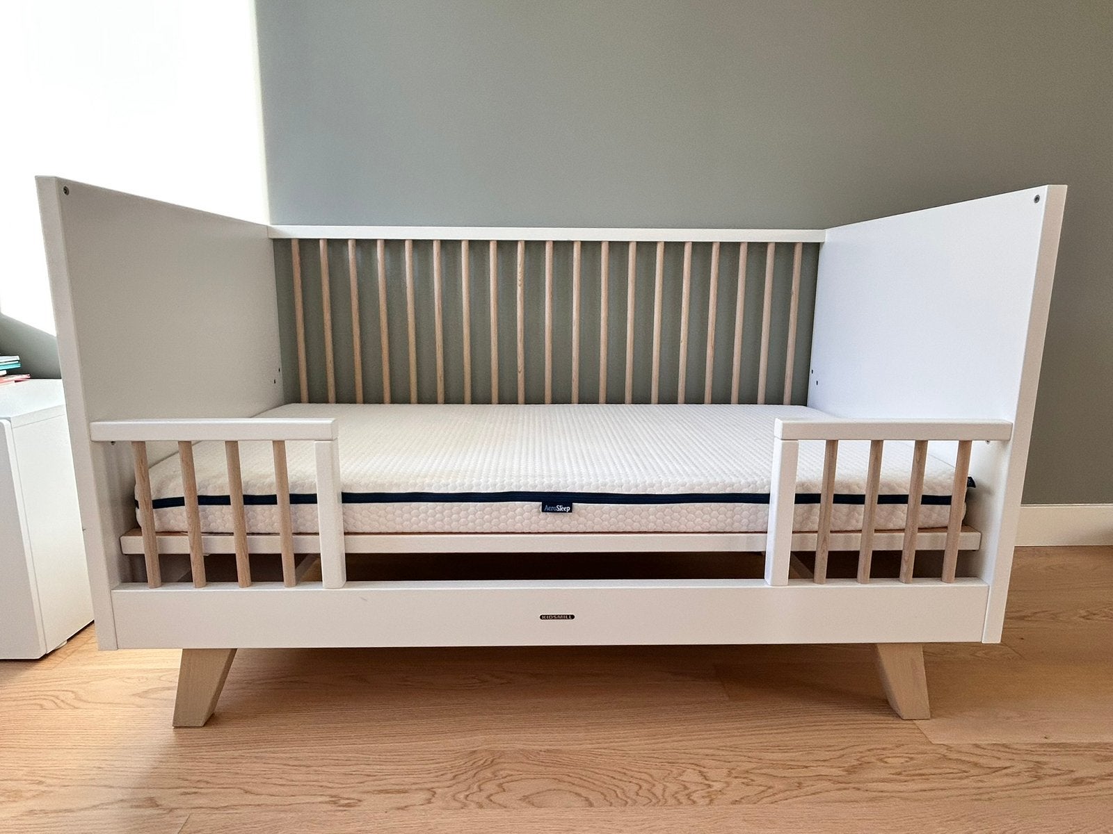 Kidsmill ledikant/peuterbed (140x70) + Aerosleep matras, Ophalen, Gebruikt, 70 tot 85 cm, 140 tot 160 cm