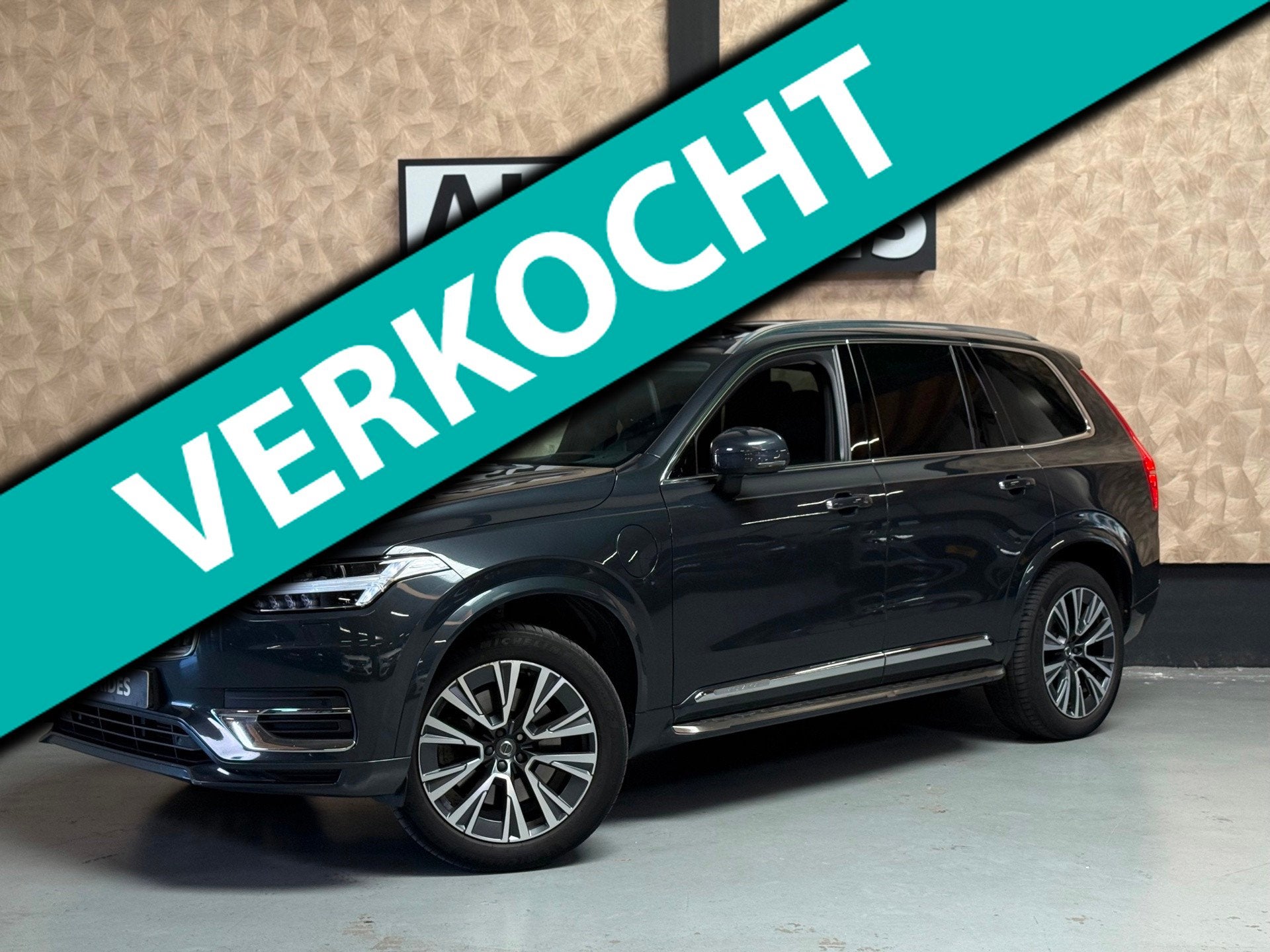 Volvo XC90 2.0 T8 Recharge Inscription AWD R-Design | Polsta, Dealer onderhouden, 4 cilinders, 1969 cc, 7 stoelen