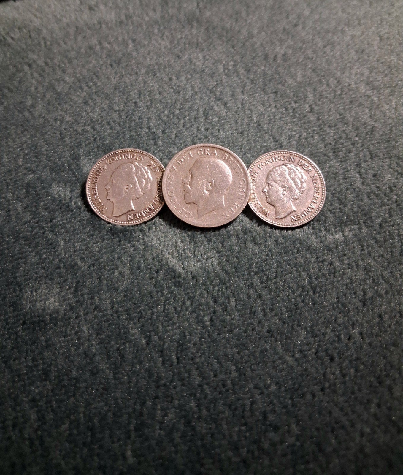 Bijzondere antieke zilveren muntbroche, Ophalen of Verzenden, Zilver, Zilver