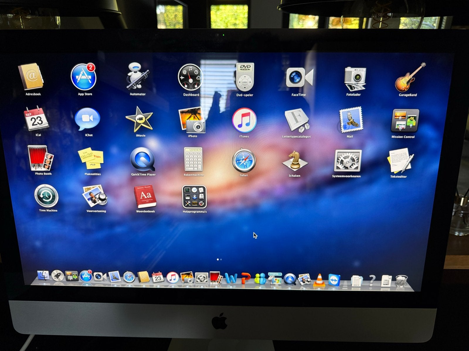 Apple iMac 21.5 inch (medio 2011) met Magic Mouse en Keyboar, Computers en Software, Ophalen, Gebruikt, IMac